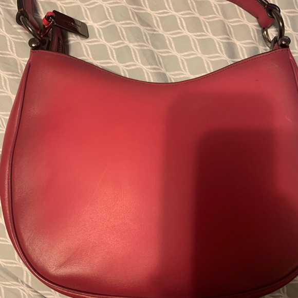 Coach - Picture 3 of 7